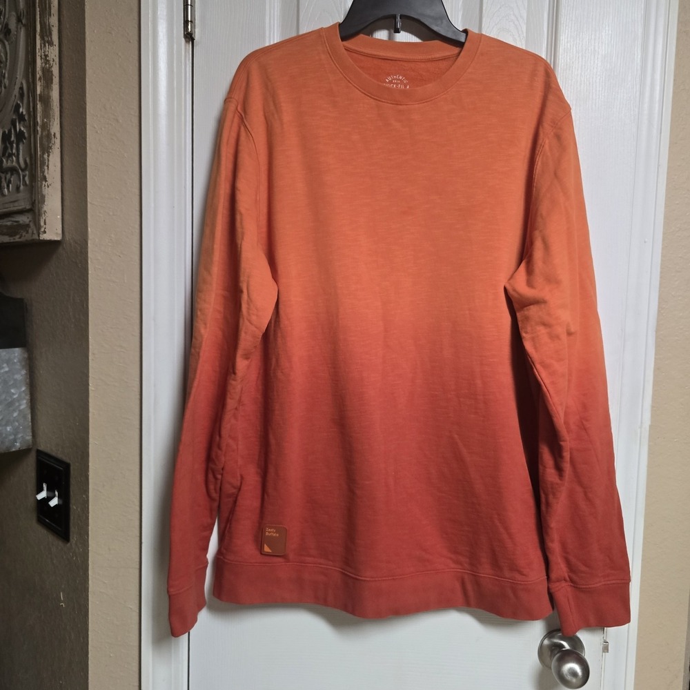 Chick-Fil-A Limited Edition Zesty Buffalo Ombre Sweatshirt Orange Size Small